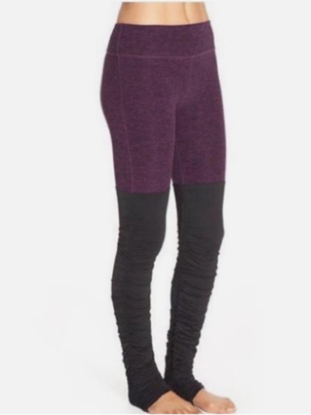 BEYOND YOGA colorblock ruched leggings